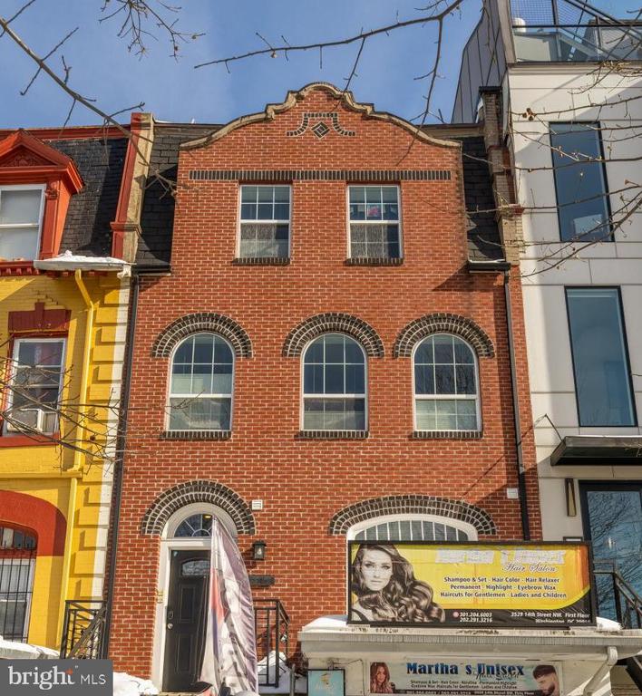3529 14TH STREET NW Unit: 1