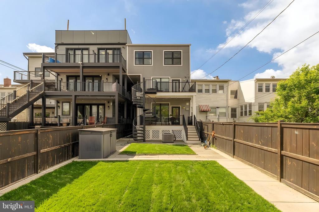 1319 RANDOLPH STREET NW Unit: A
