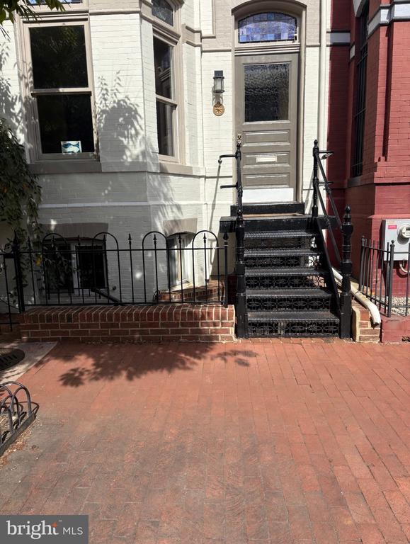 1335 WALLACH PLACE NW Unit: B