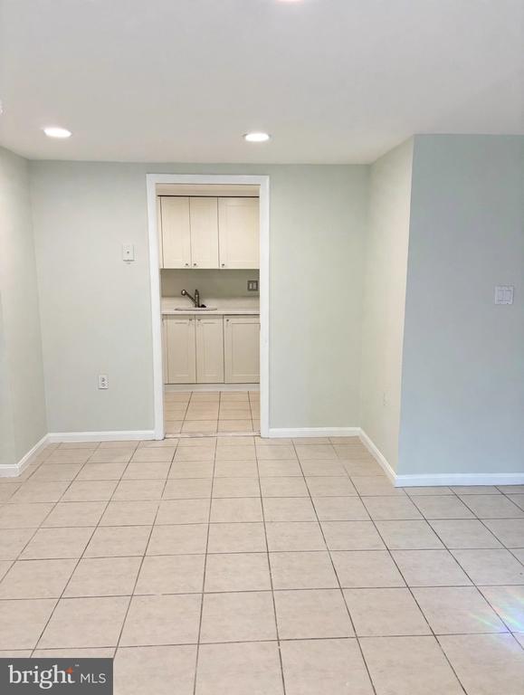 1335 WALLACH PLACE NW Unit: B