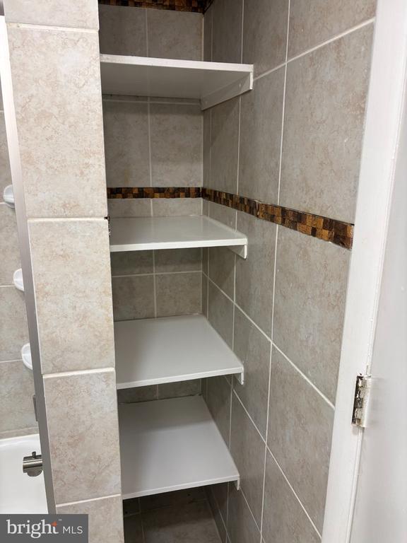 1335 WALLACH PLACE NW Unit: B