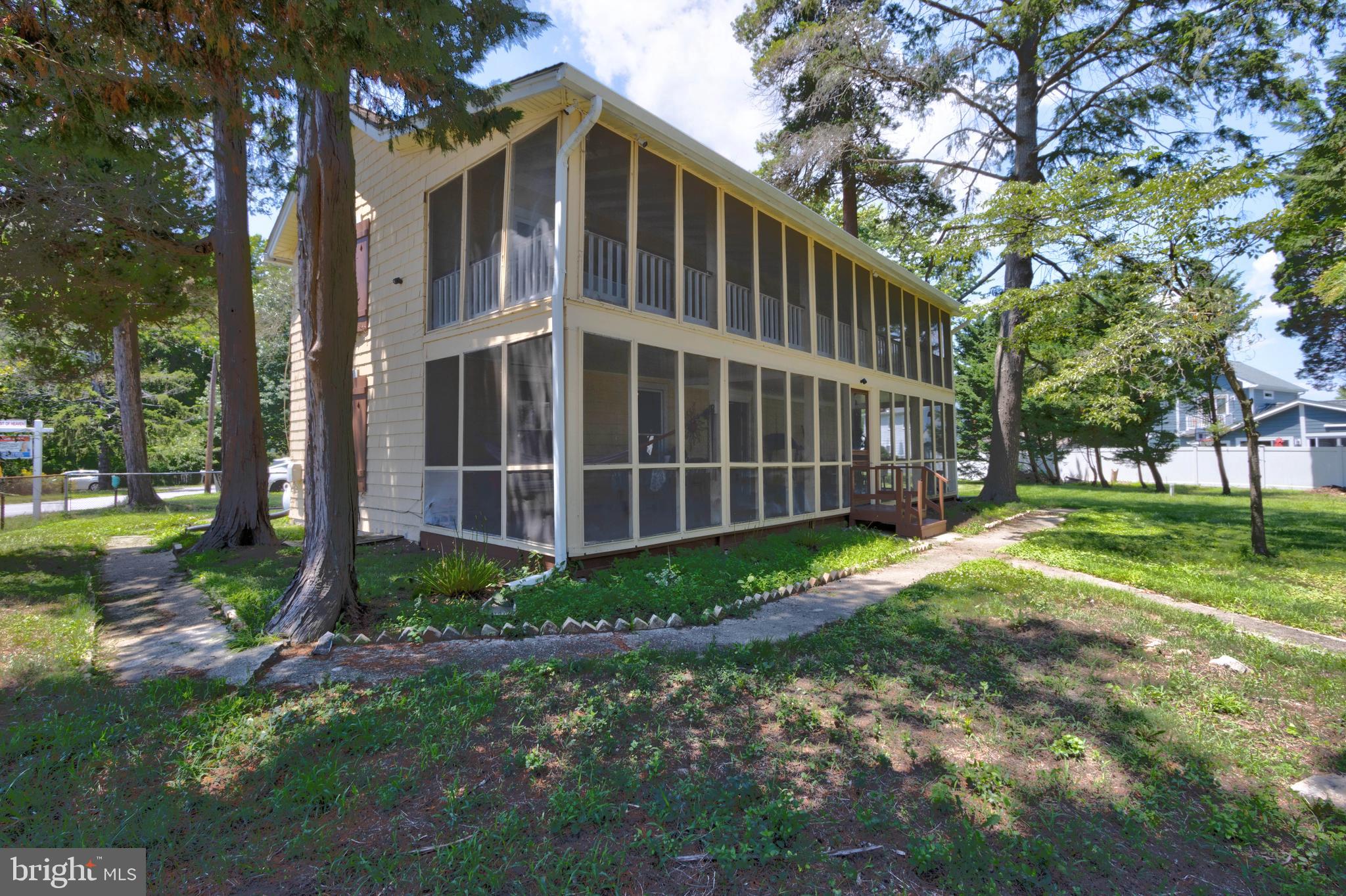 1428 Winnie Place