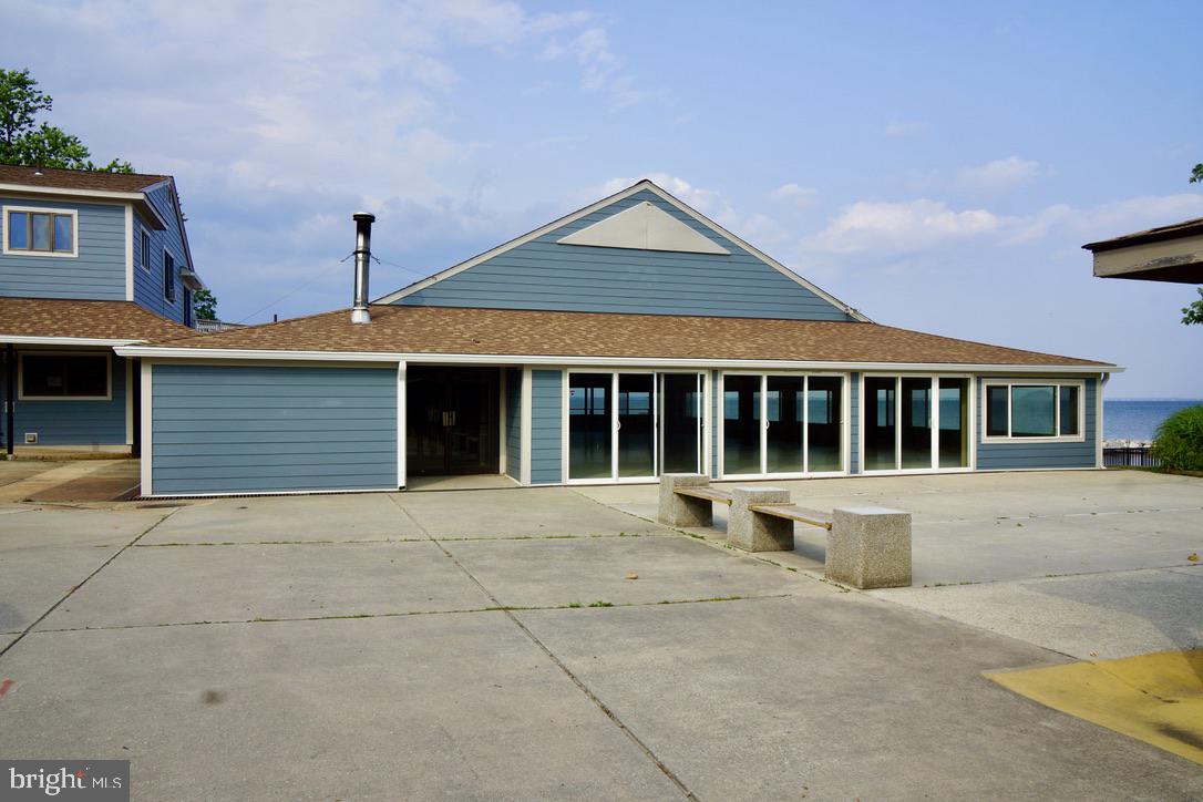1428 Winnie Place