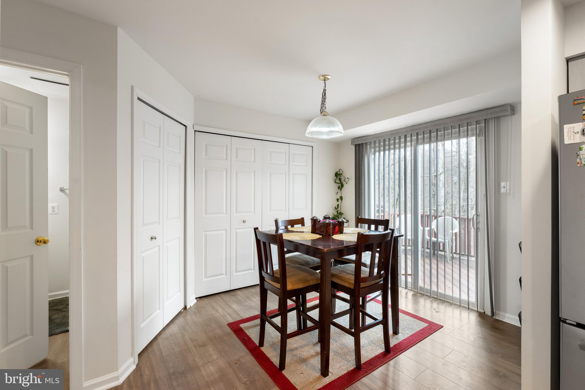 8550 Woodland Manor Dr