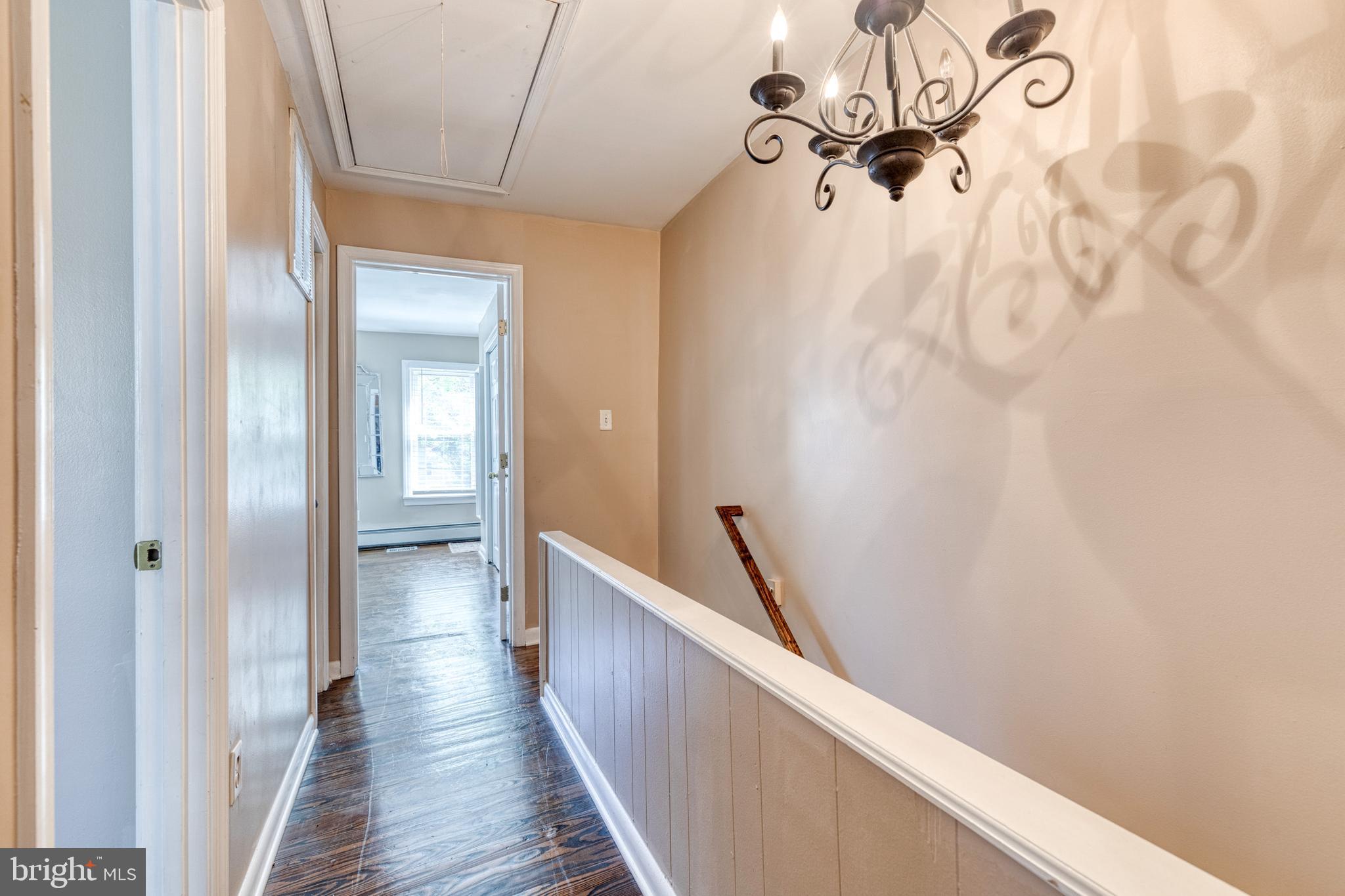 13 Morris St