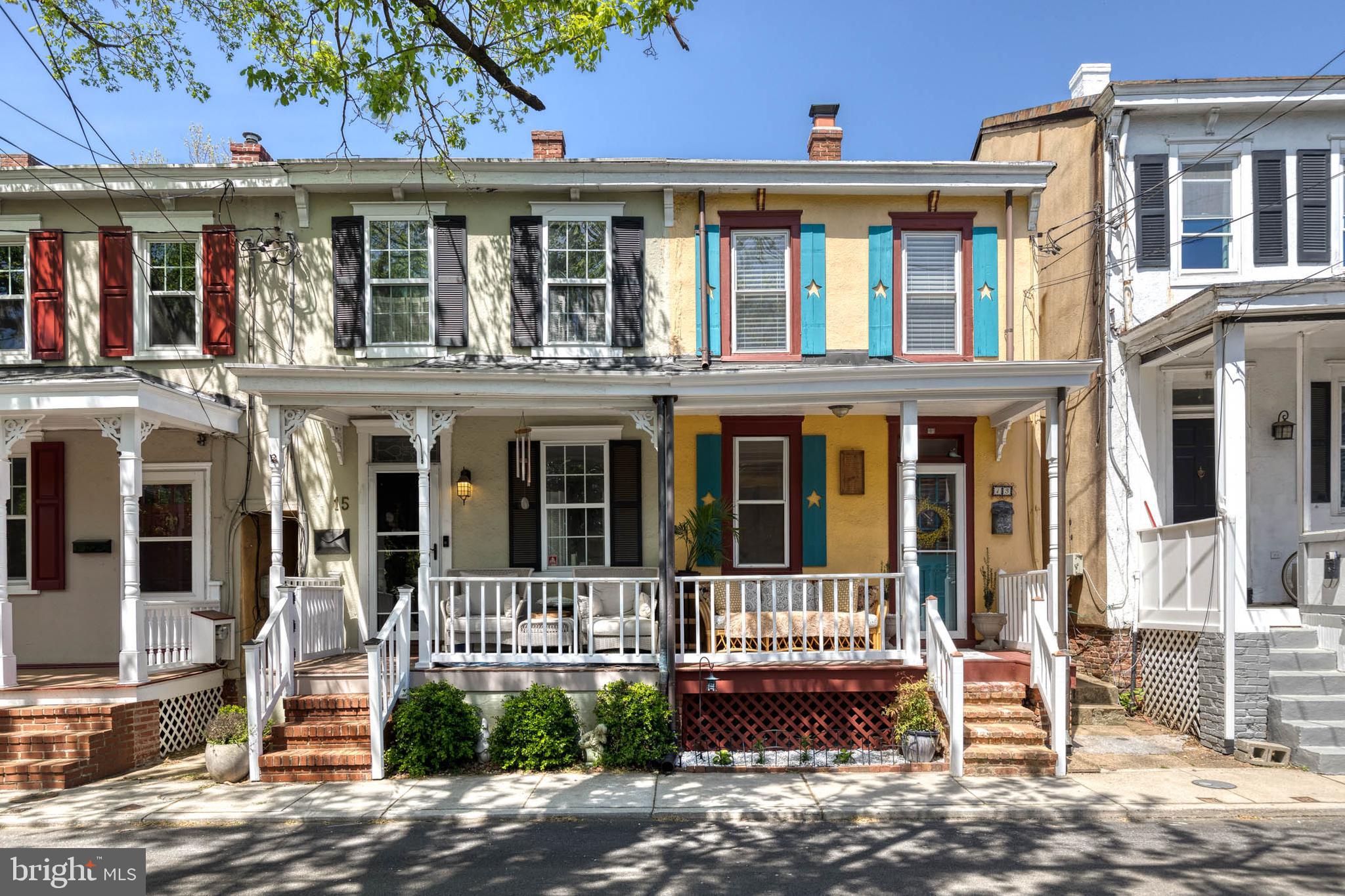 13 Morris St