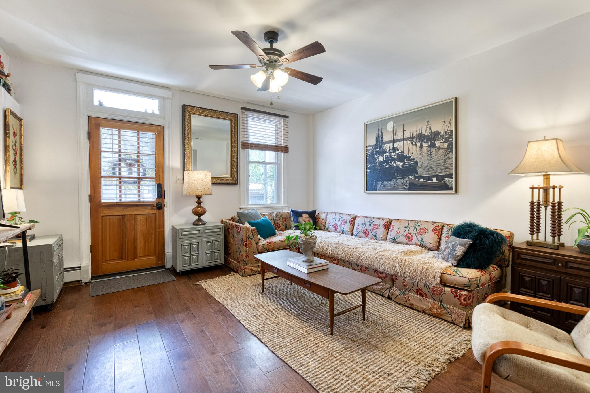 13 Morris St