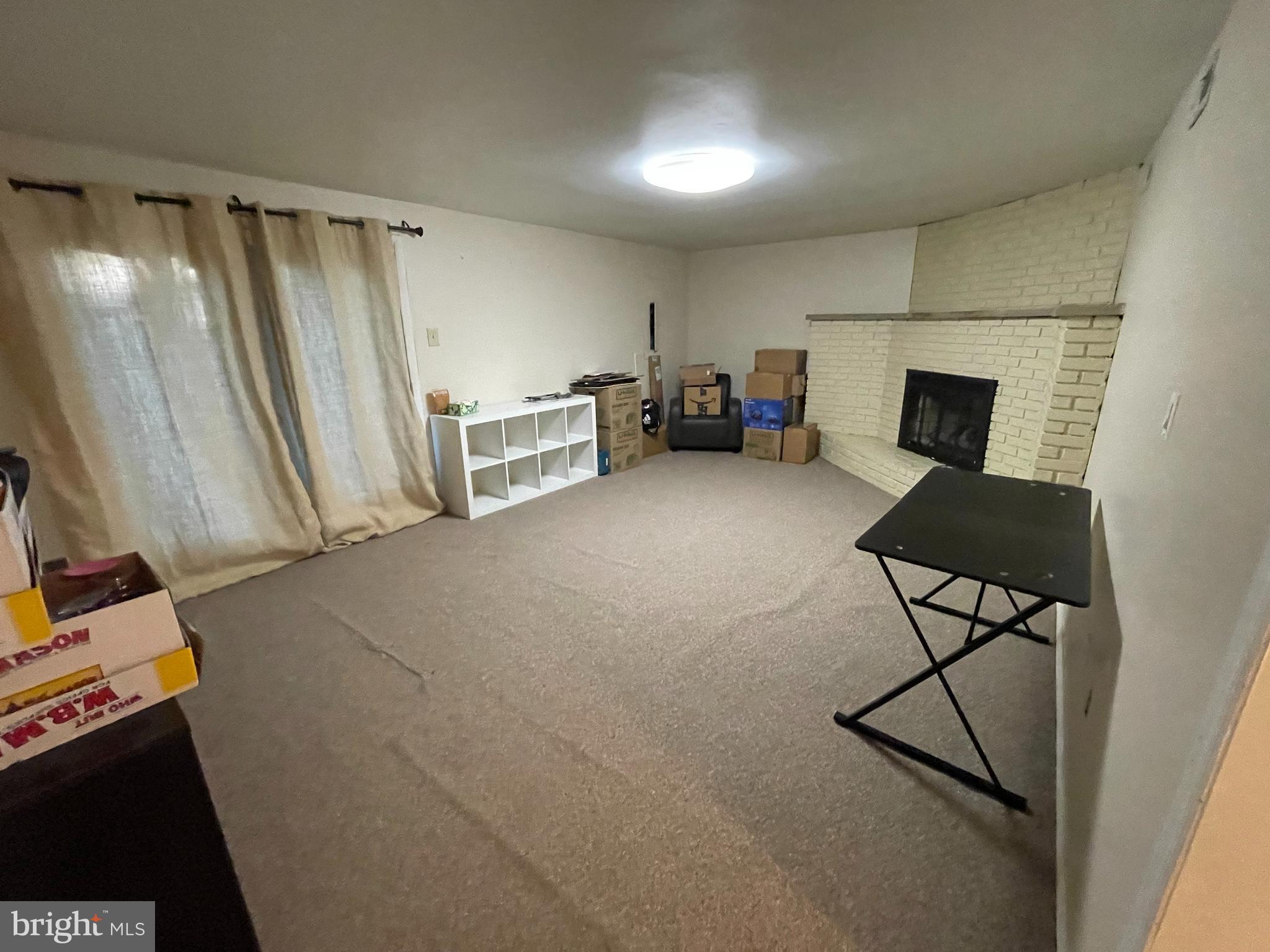 1716 Waldorf Ct