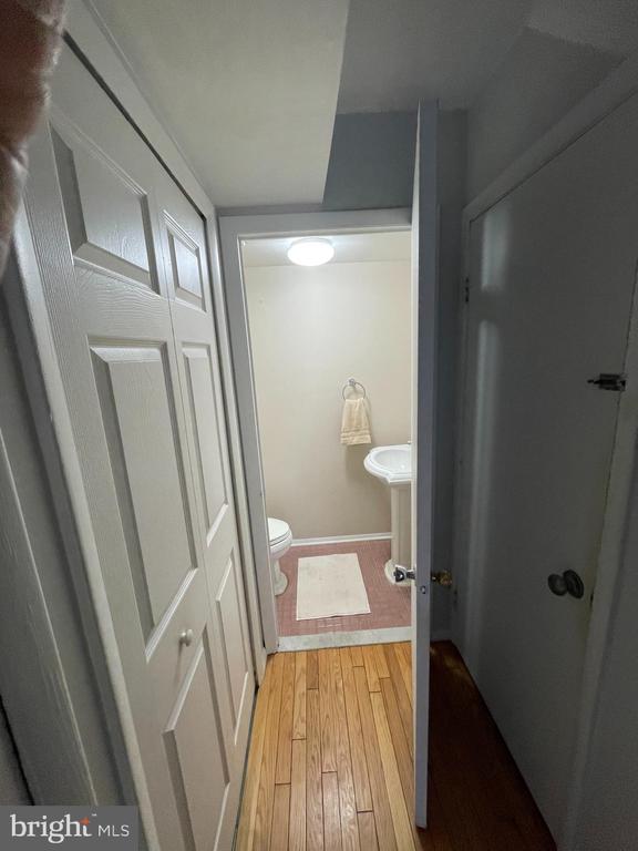 1716 Waldorf Ct