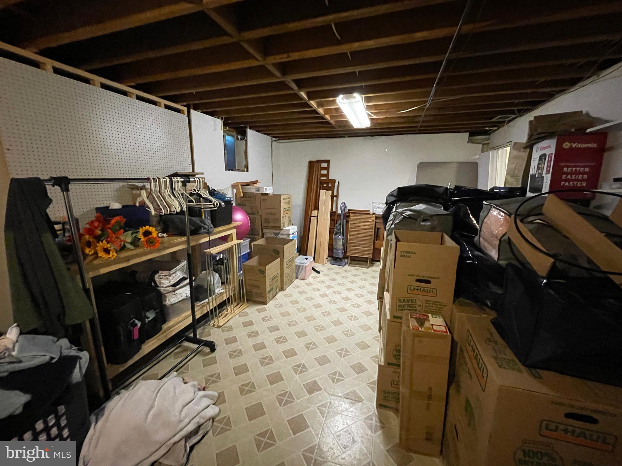 1716 Waldorf Ct