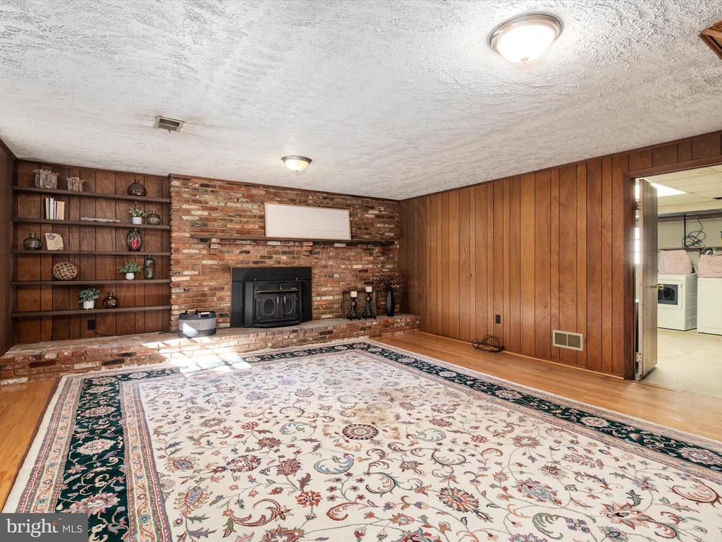 574 Wayward Dr
