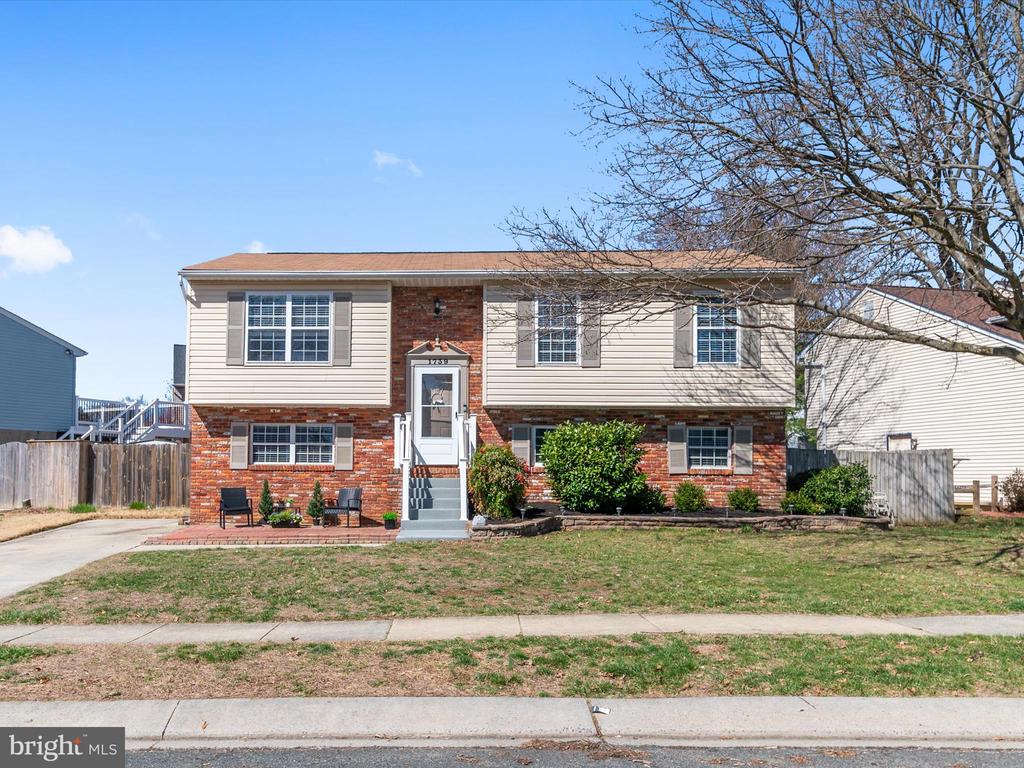 1739 Remington Dr