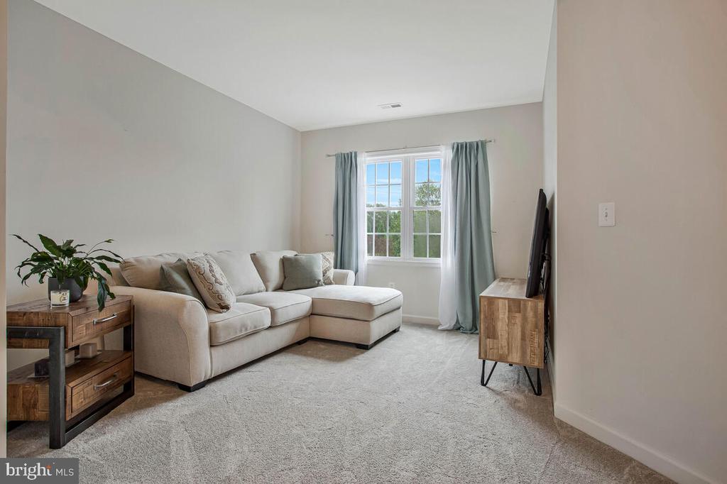 23 HUNTING COURT
