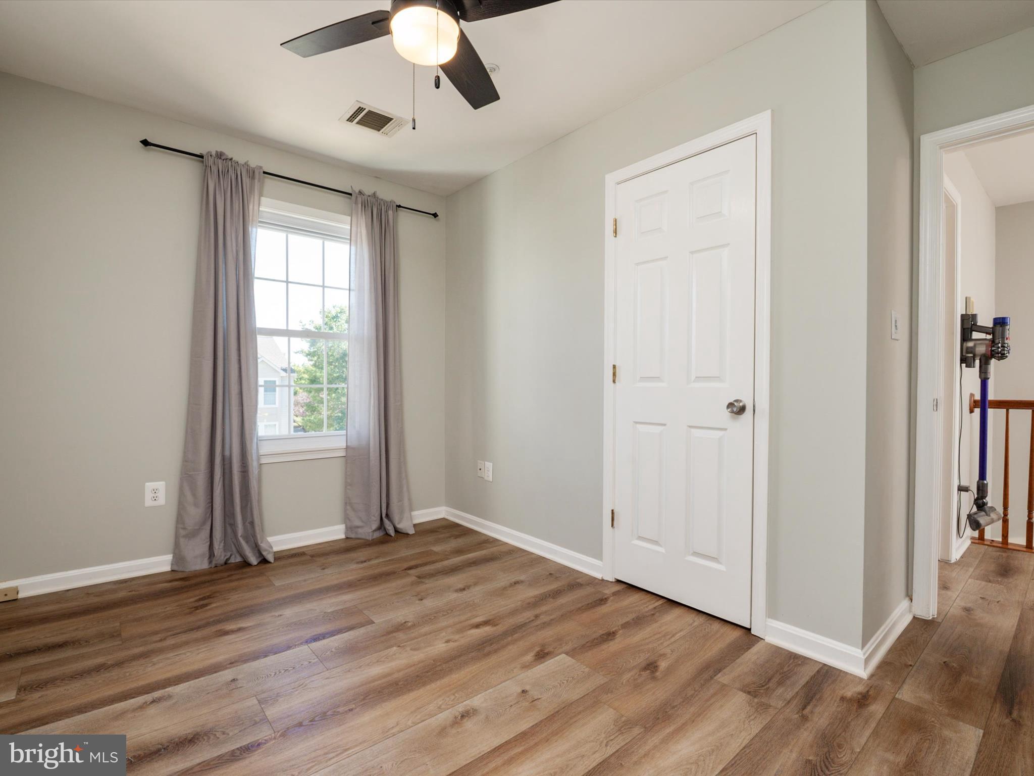 2500 ORCHARD KNOLL WAY
