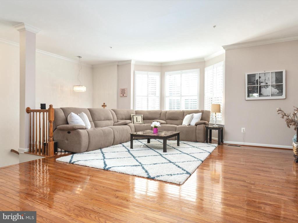 223 GALEWOOD DRIVE