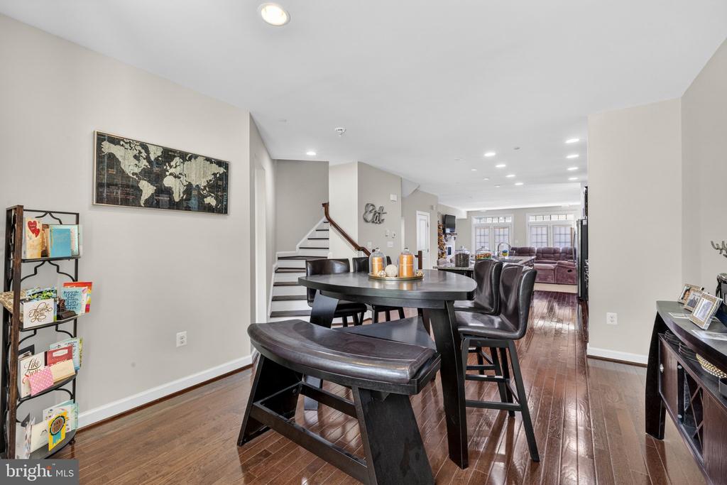 7314 TAYLORS HILL LANE