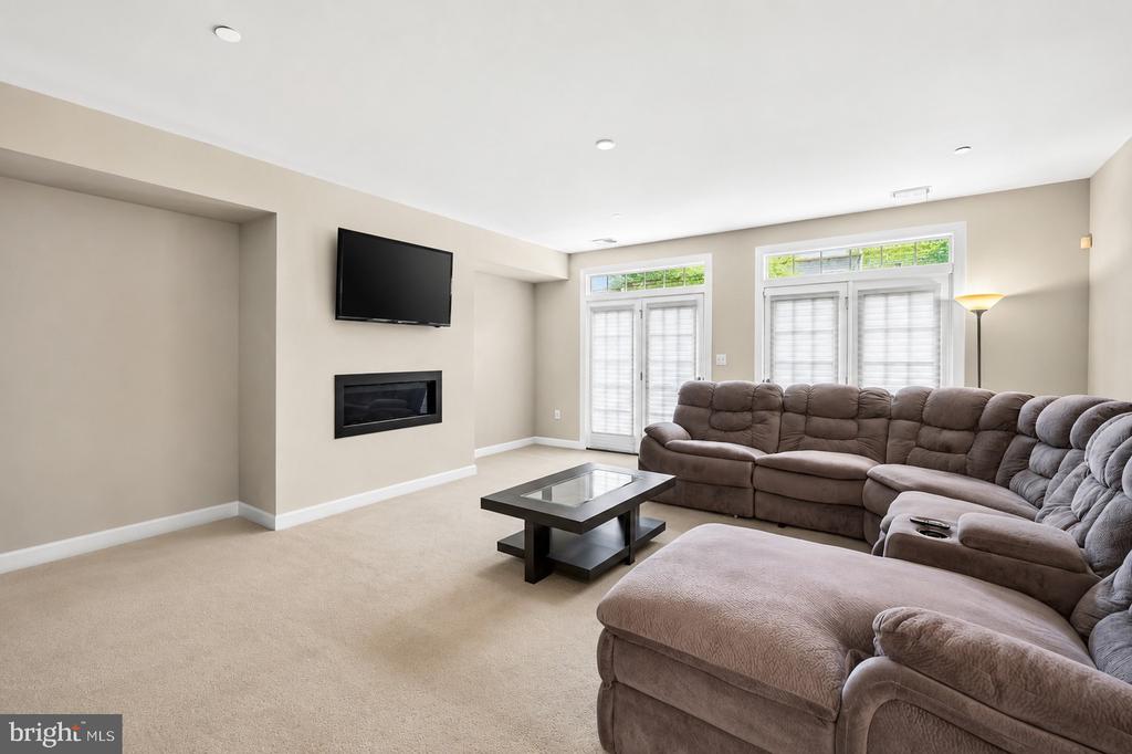 7314 TAYLORS HILL LANE