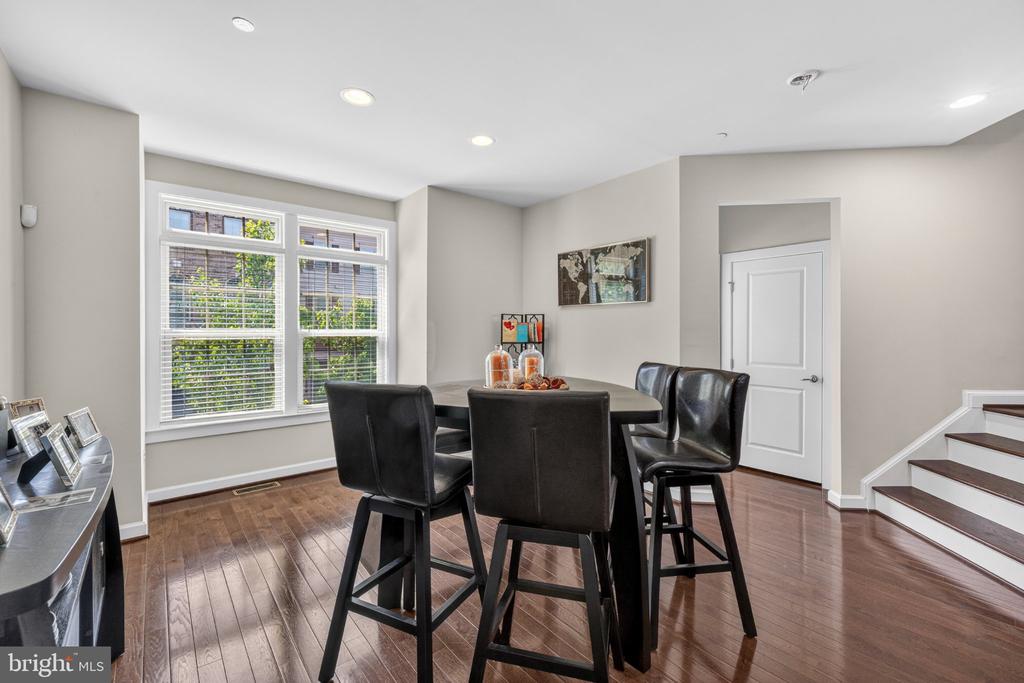 7314 TAYLORS HILL LANE