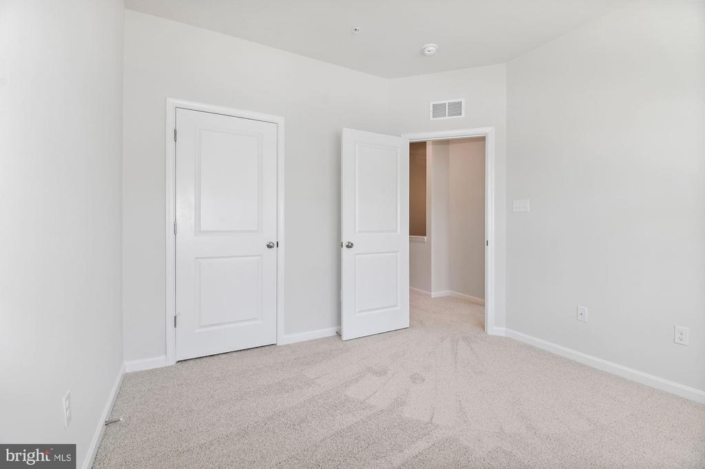 7985 PATTERSON WAY