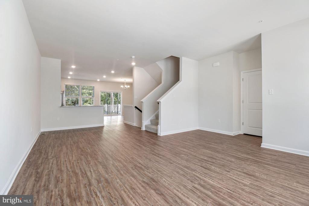 7985 PATTERSON WAY