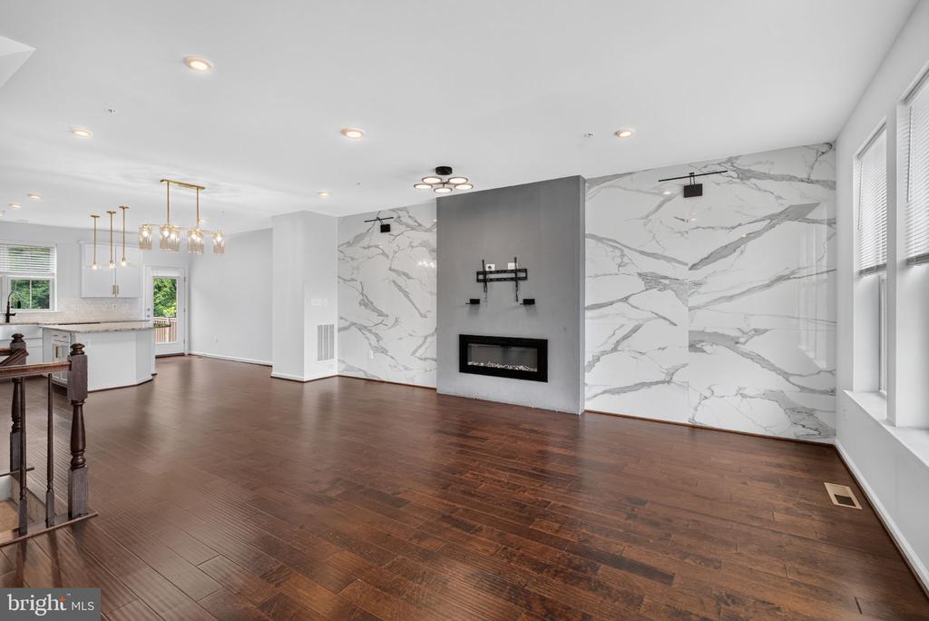 7906 MARIETTA DRIVE