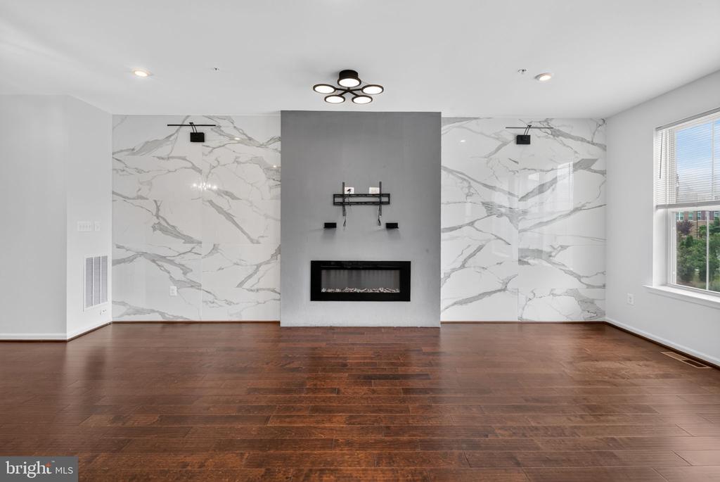 7906 MARIETTA DRIVE