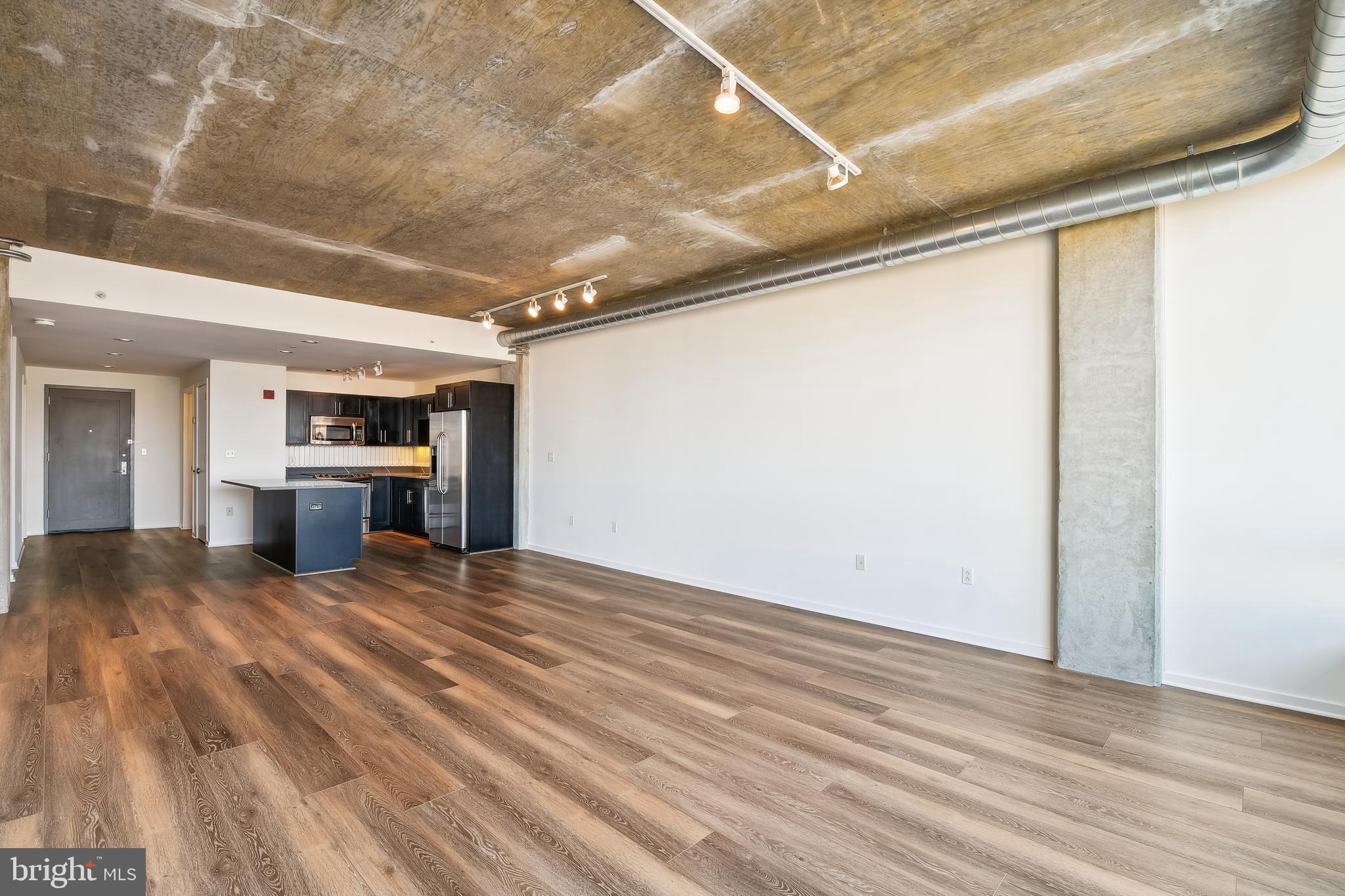 1200 Steuart St #429