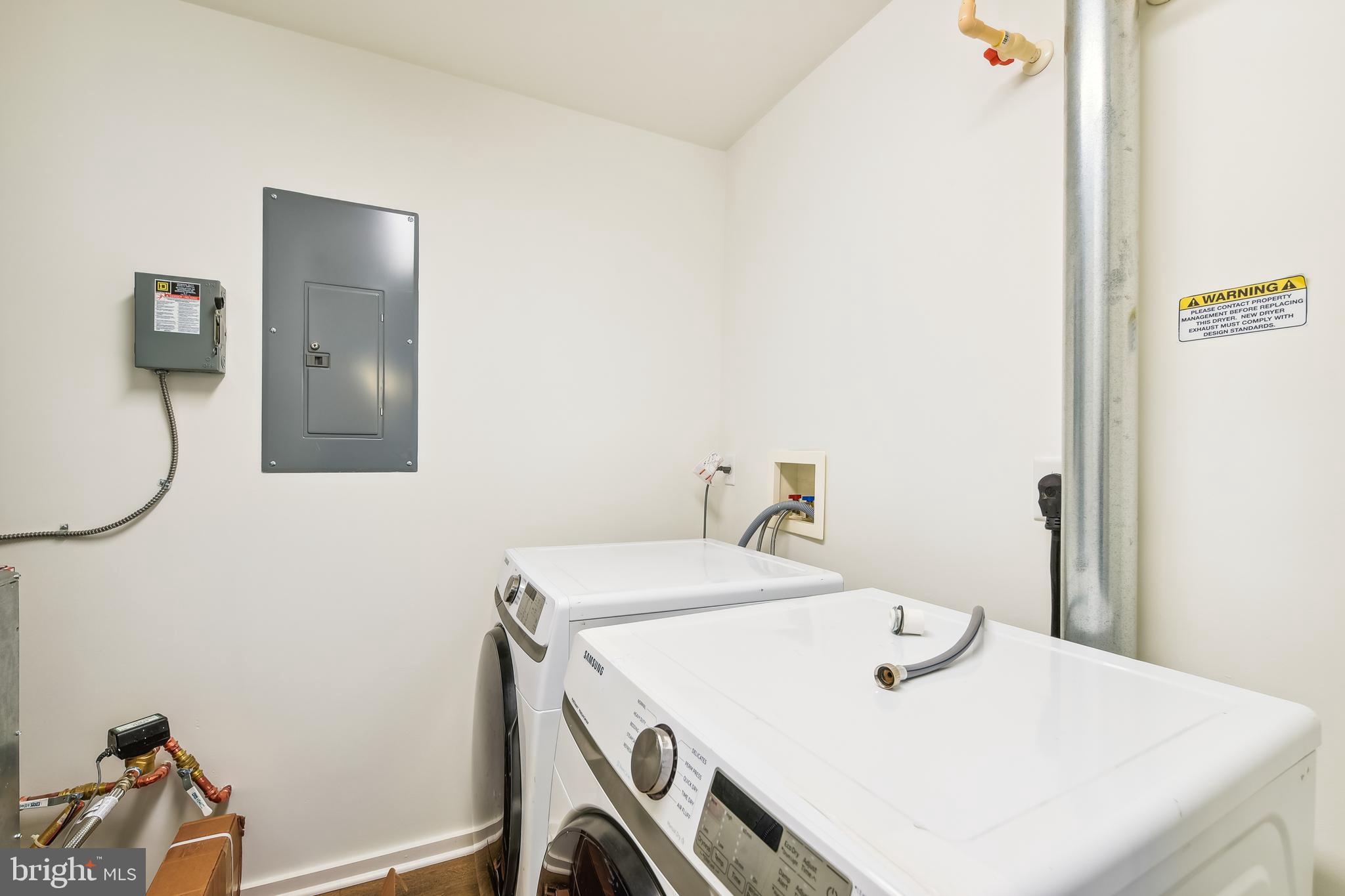 1200 Steuart St #429