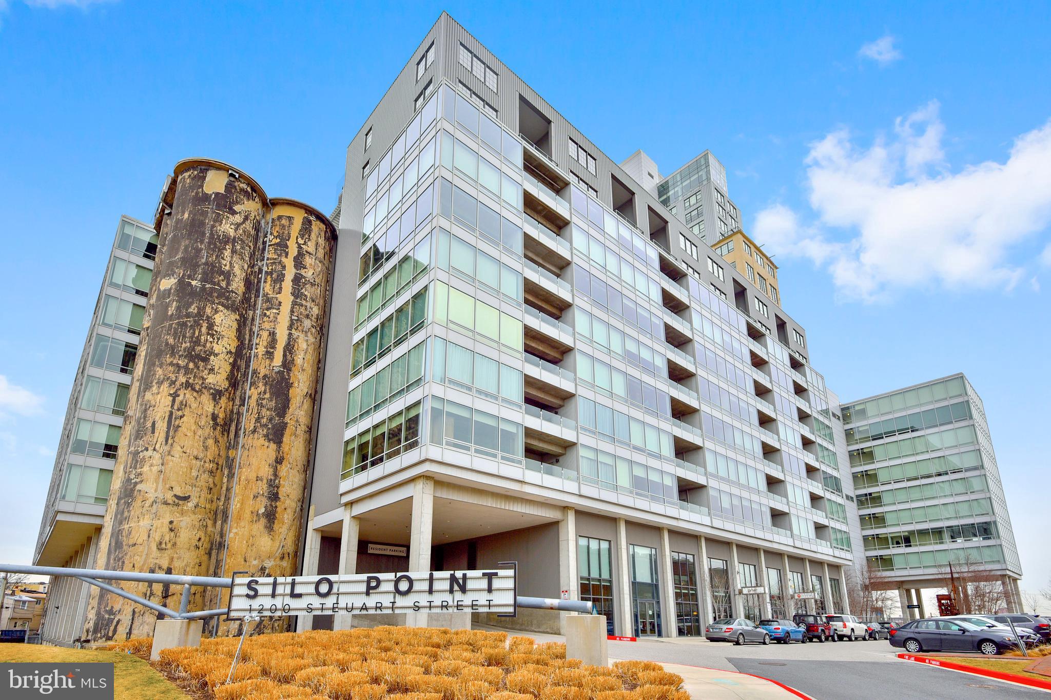 1200 Steuart St #429