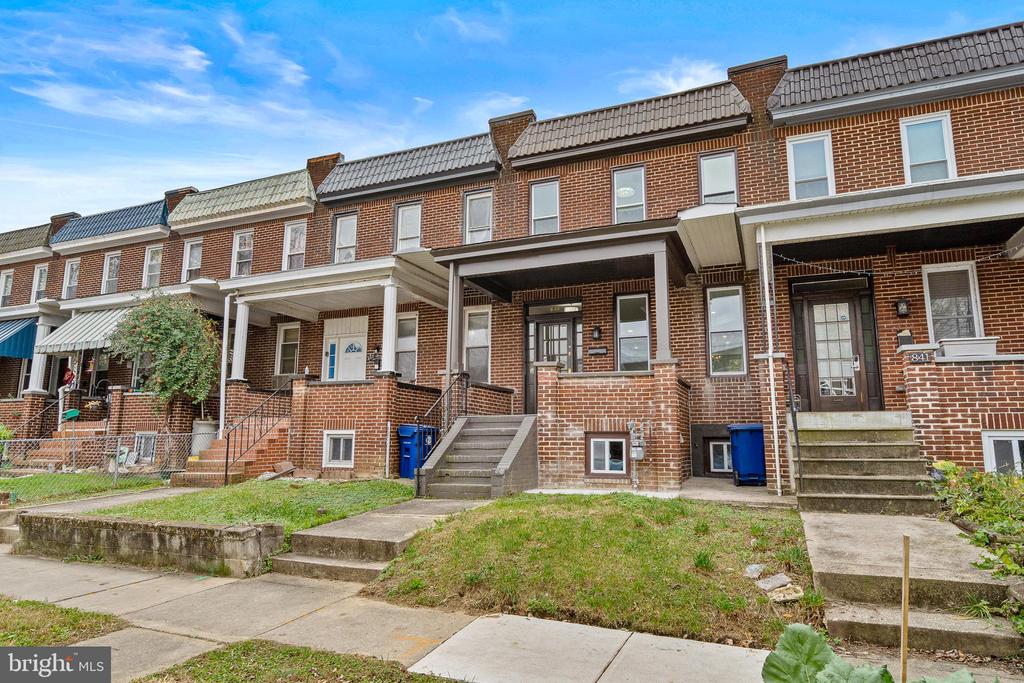 839 W 33rd St