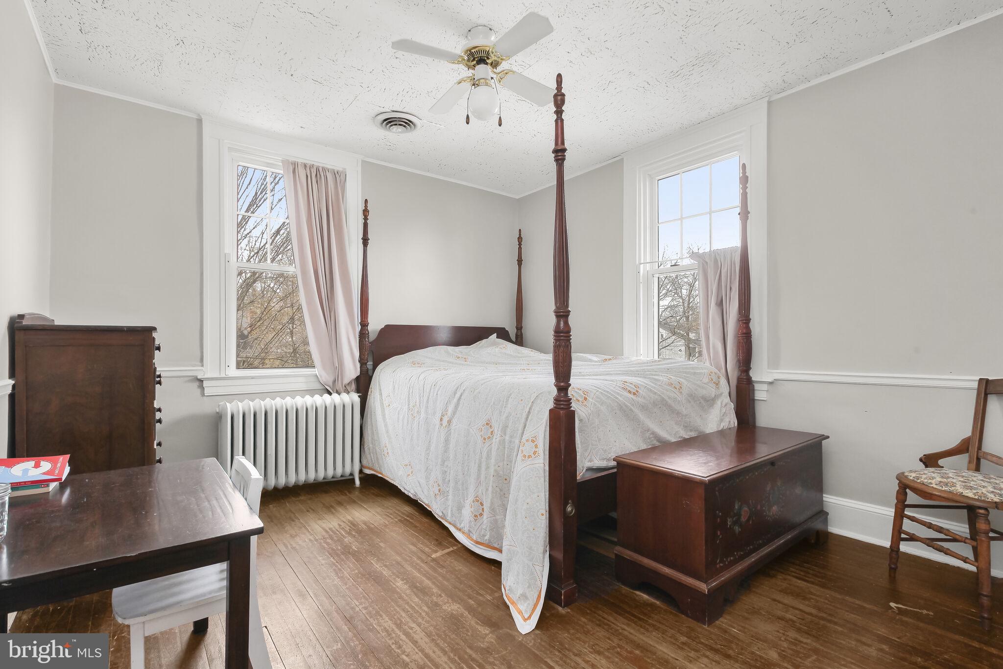 117 Oak Dr