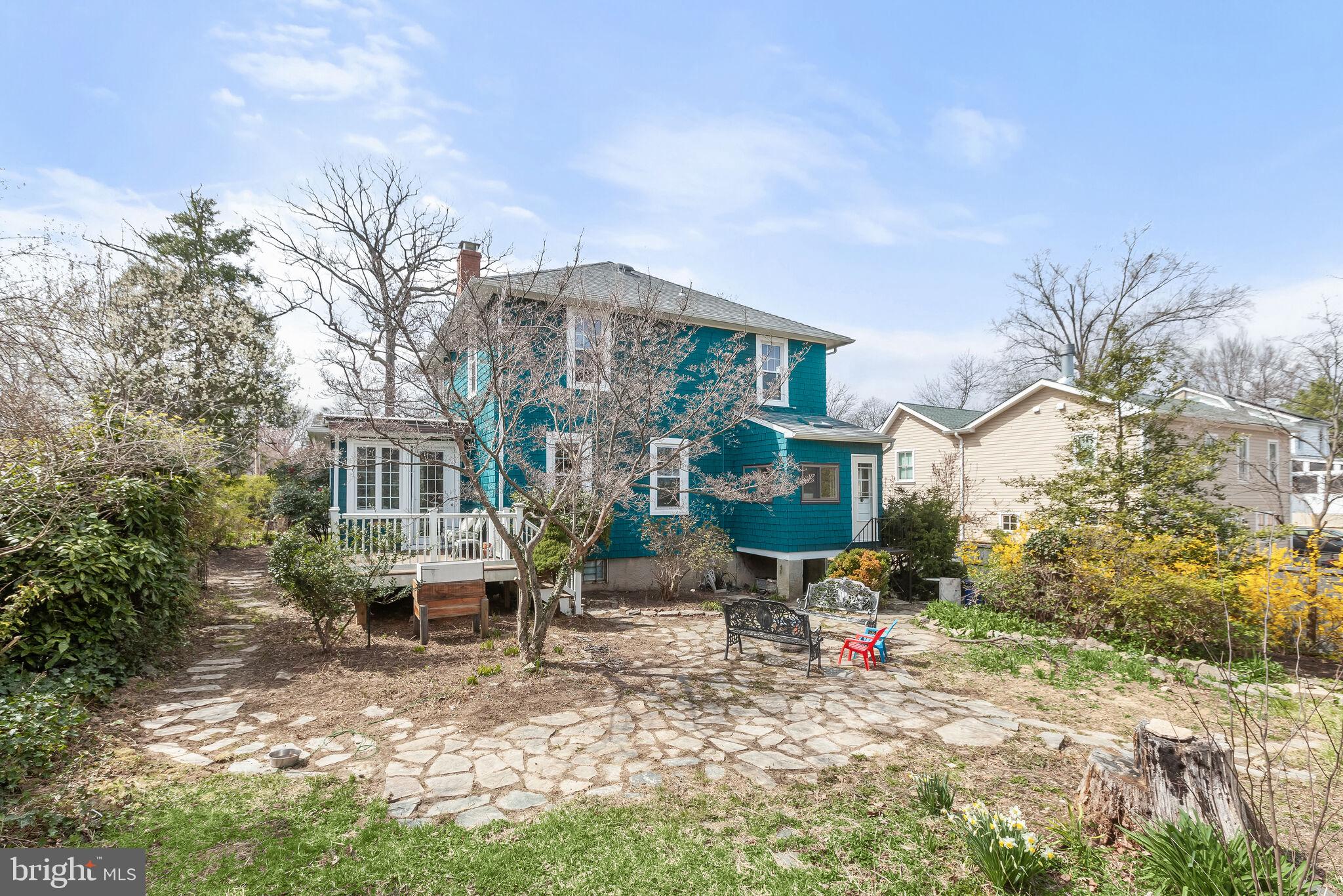 117 Oak Dr