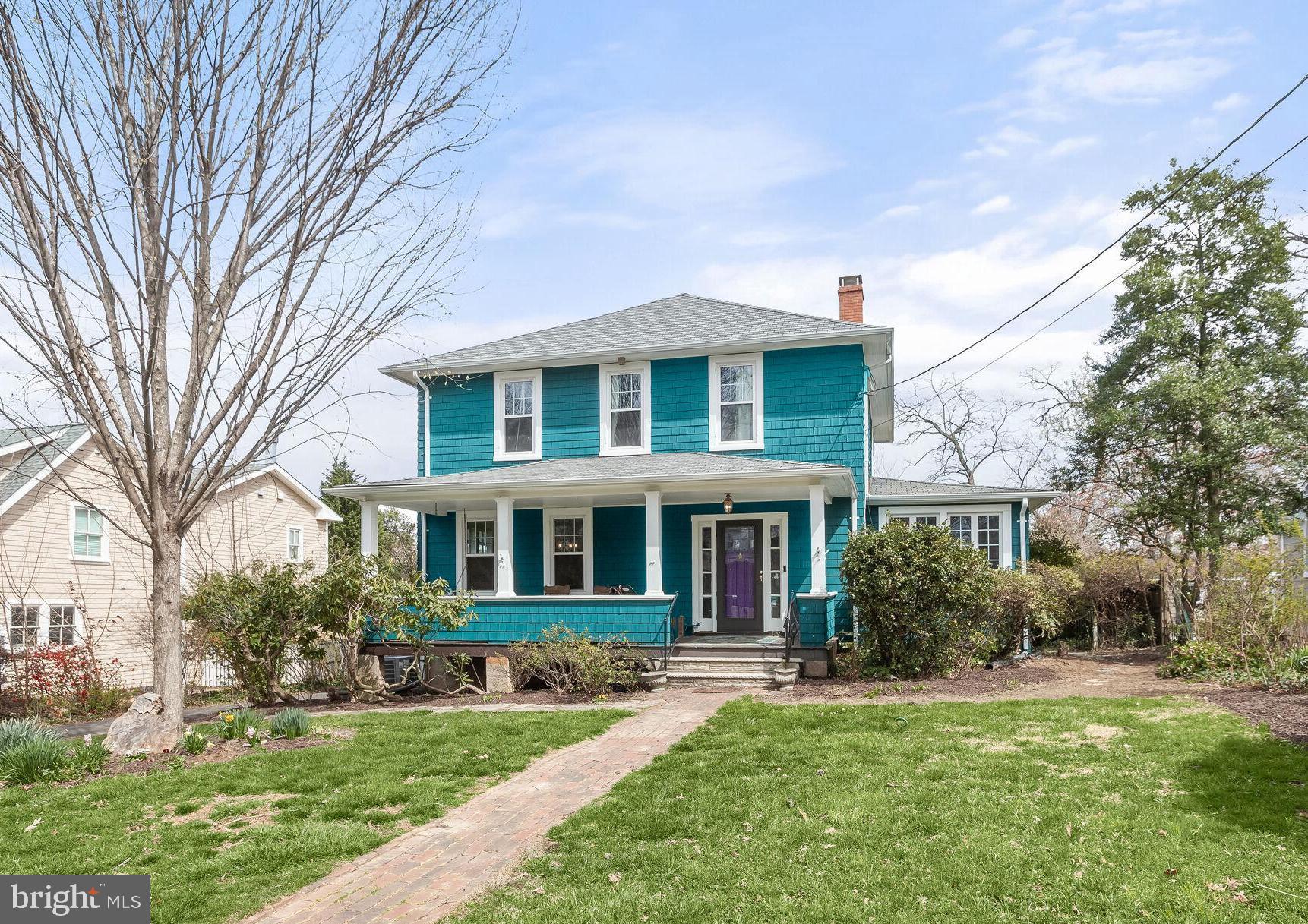 117 Oak Dr