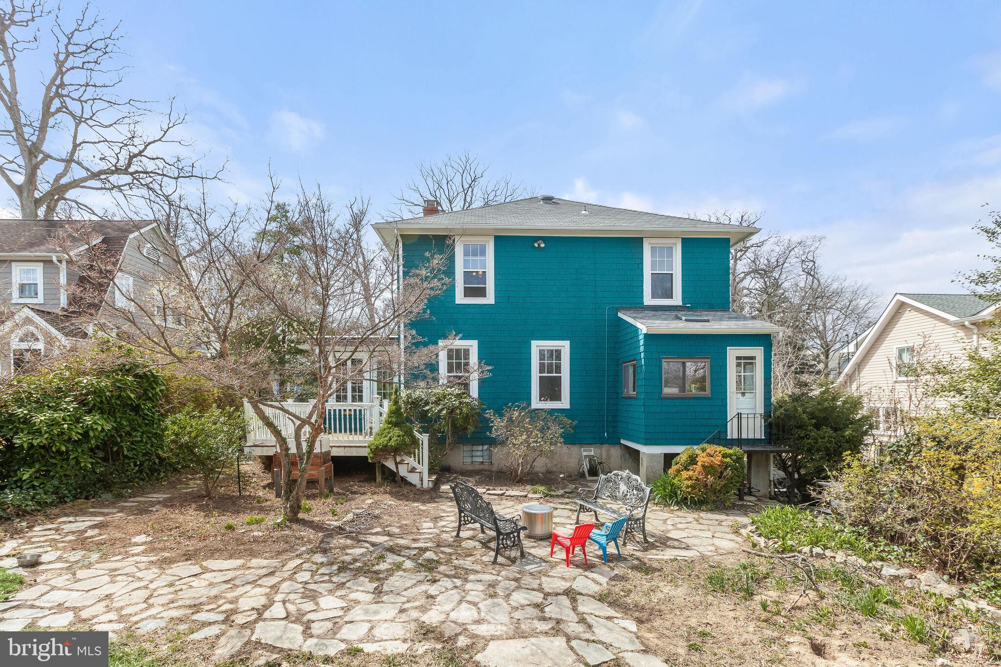 117 Oak Dr