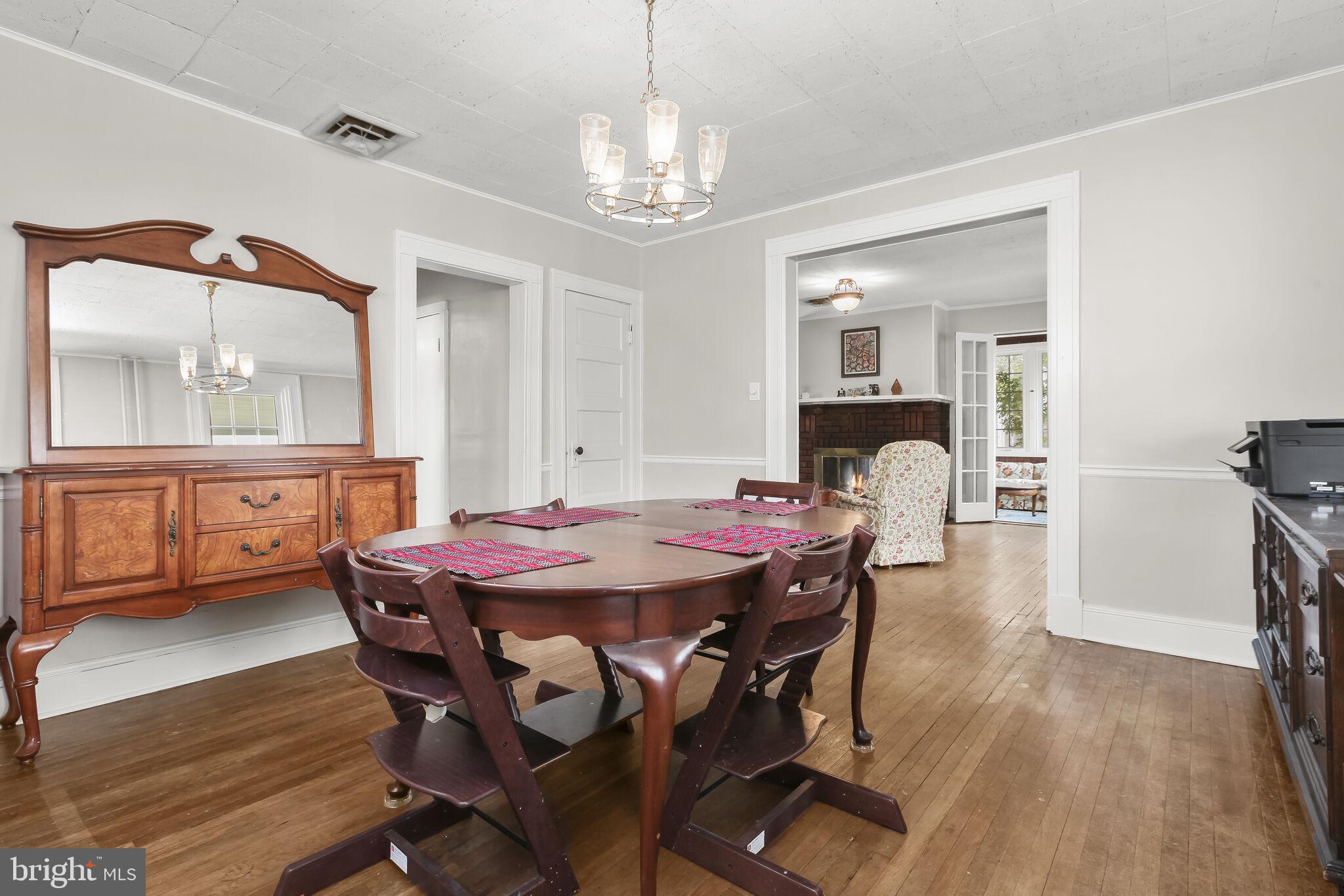 117 Oak Dr