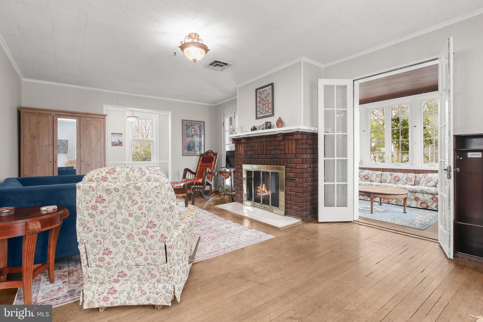 117 Oak Dr