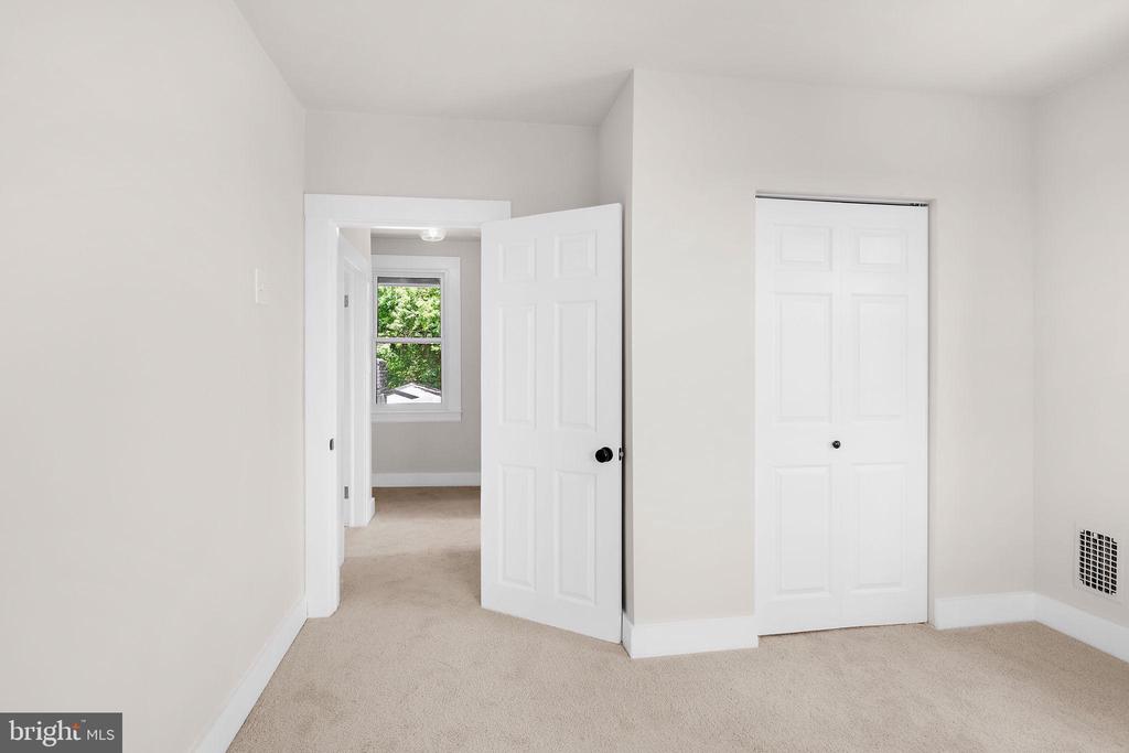 108 Ridge Ave
