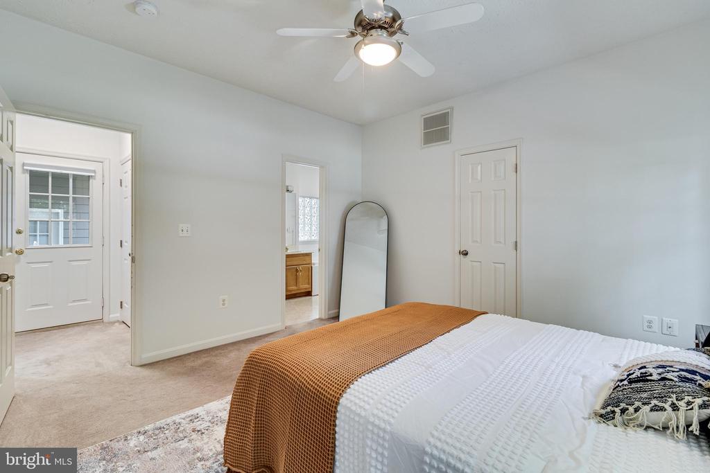 14625 BAR HARBOR COURT