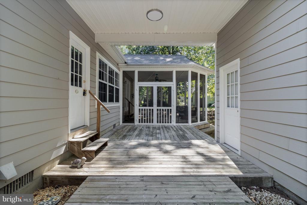 14625 BAR HARBOR COURT