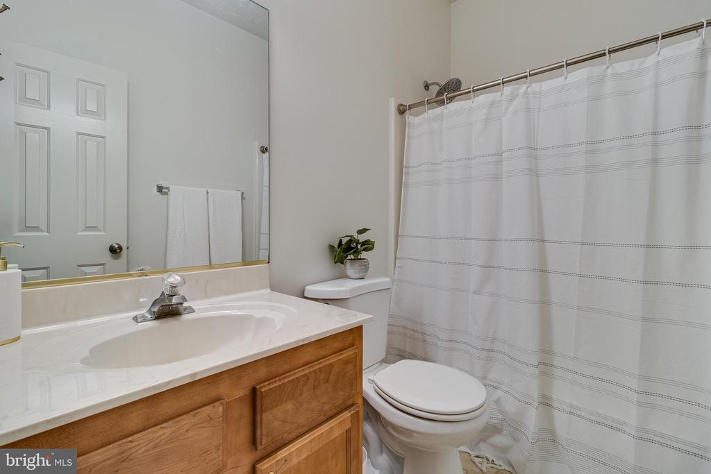 14625 BAR HARBOR COURT