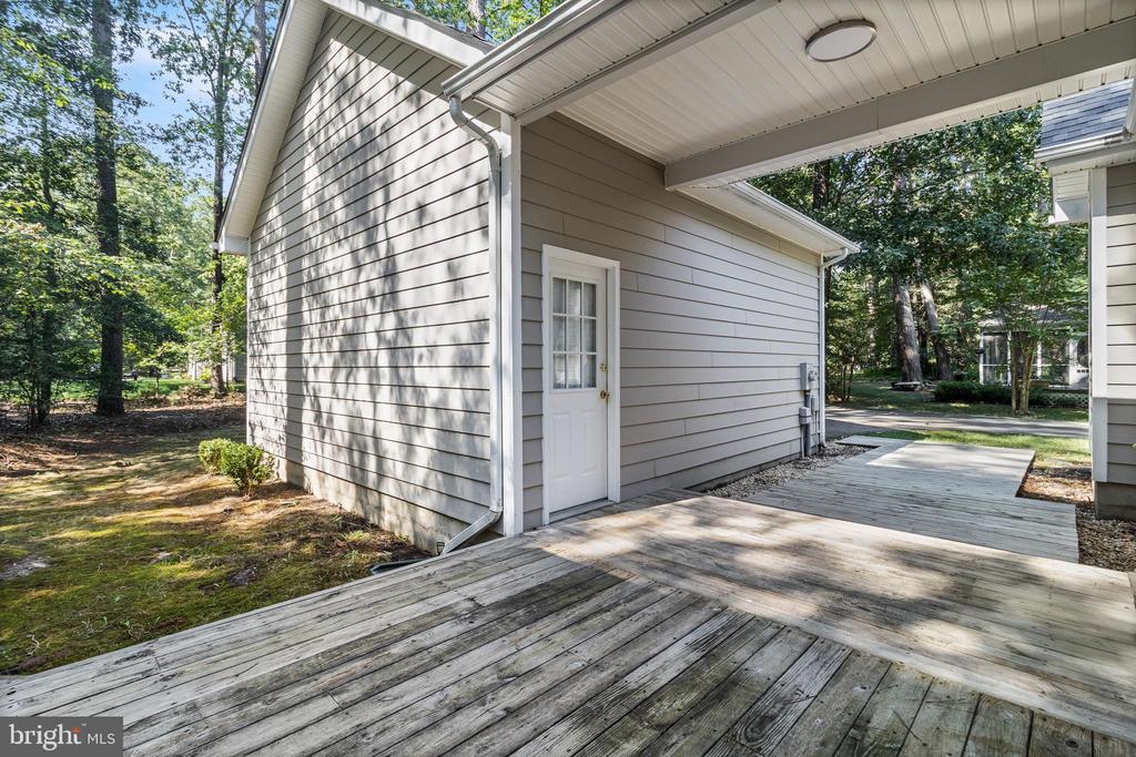 14625 BAR HARBOR COURT