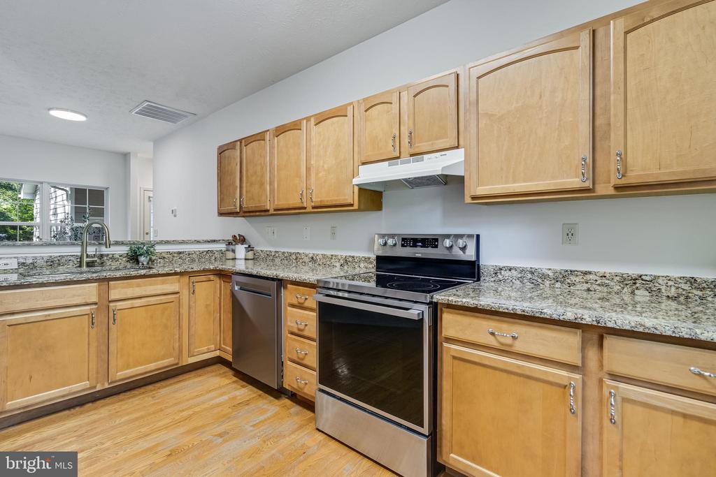 14625 BAR HARBOR COURT