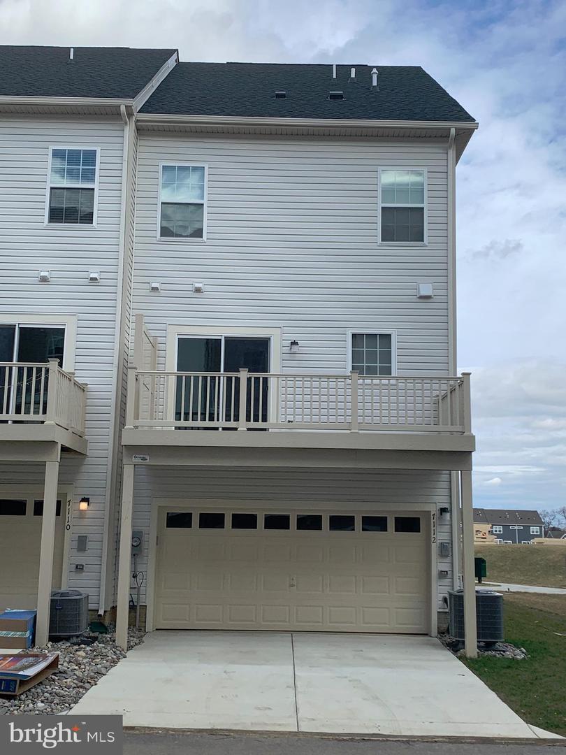 7112 MCHENRY MEWS