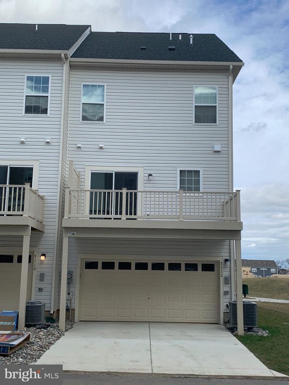 7112 MCHENRY MEWS
