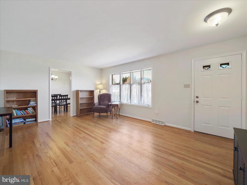 6527 MORNINGSIDE COURT
