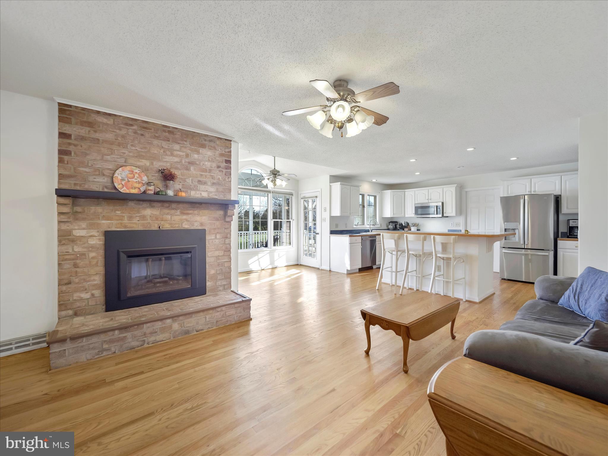 6527 MORNINGSIDE COURT