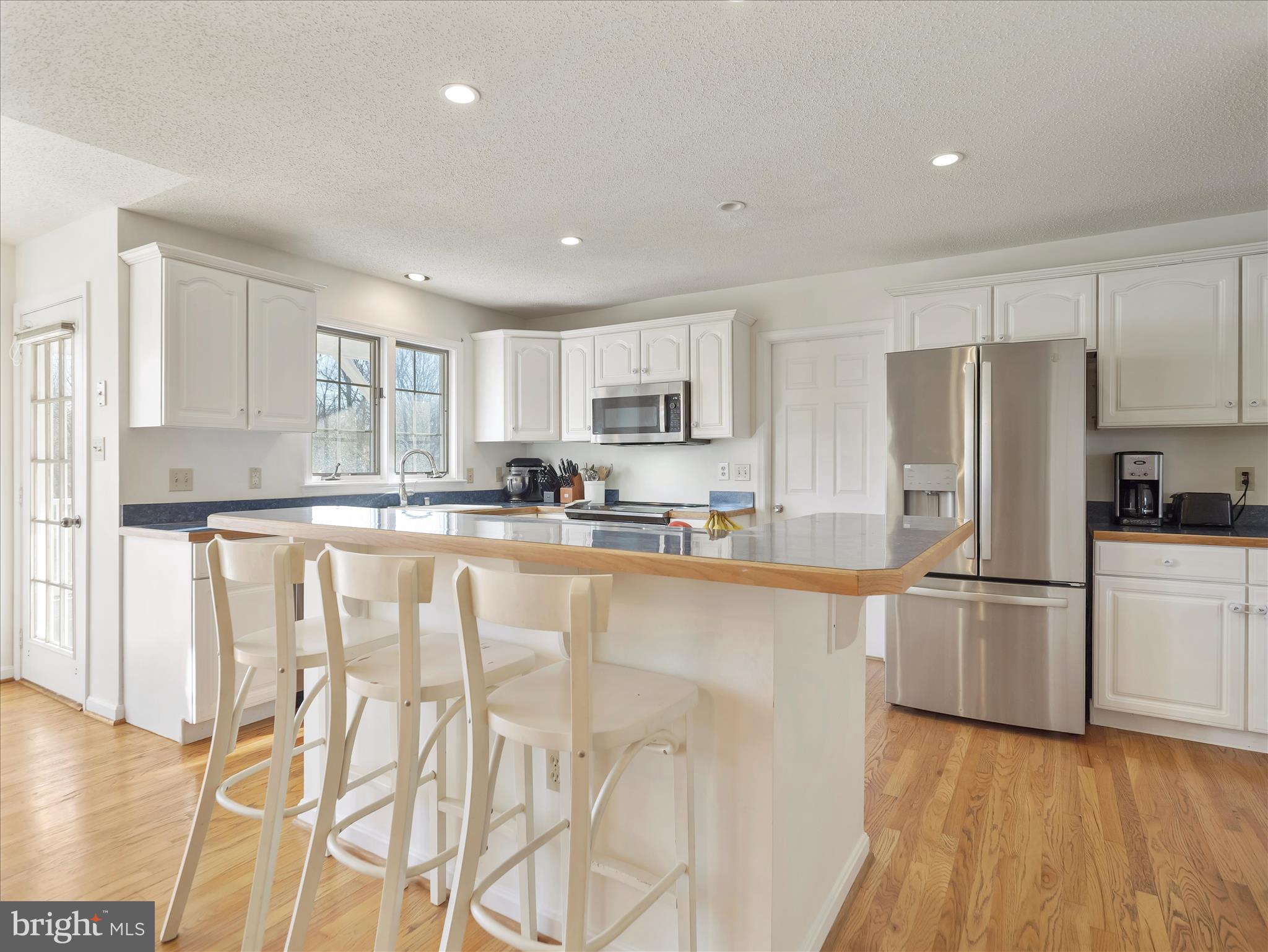 6527 MORNINGSIDE COURT