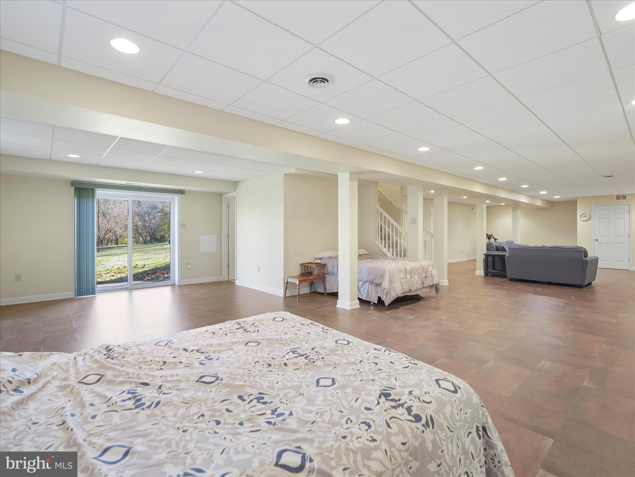 6527 MORNINGSIDE COURT