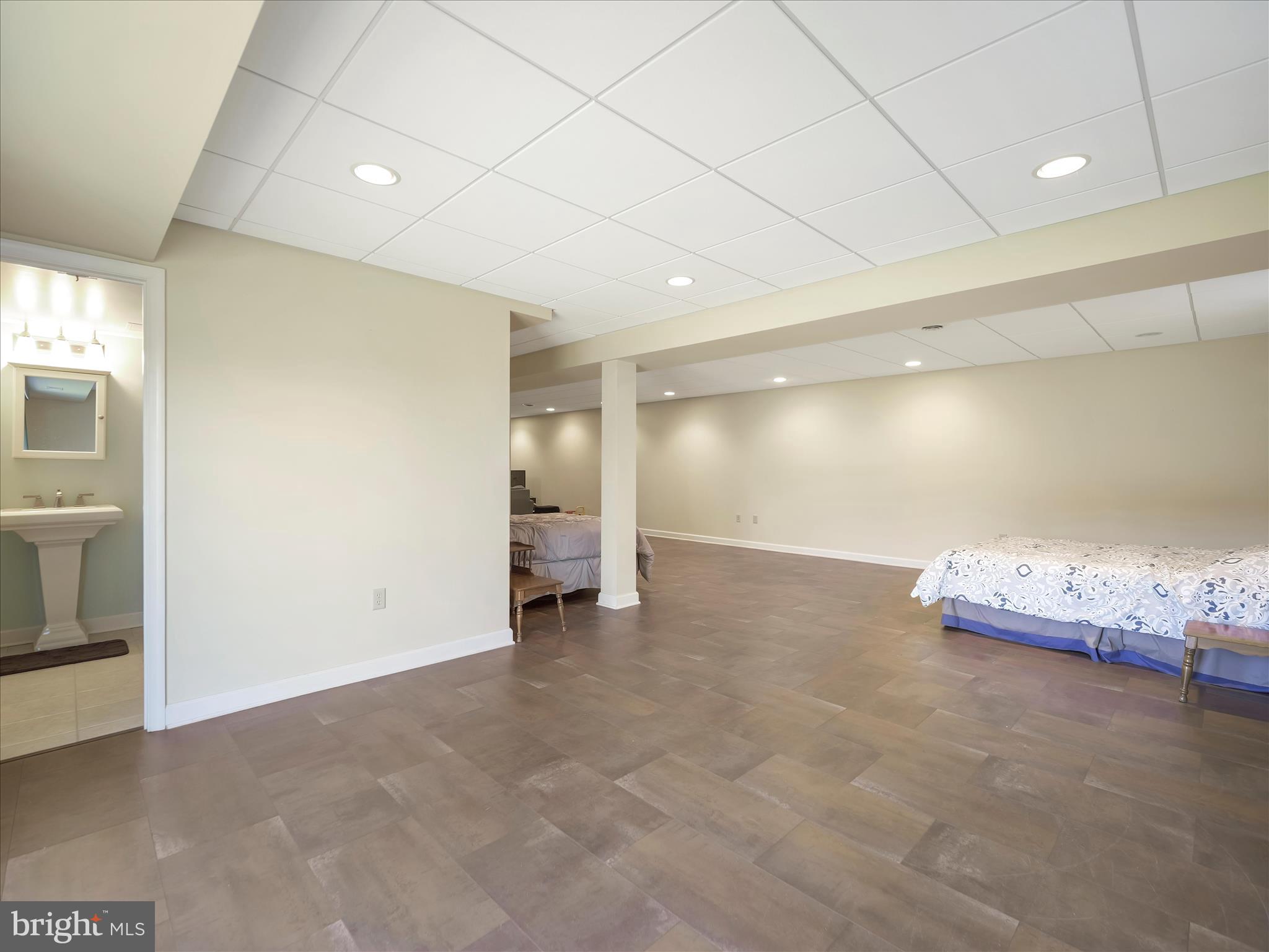 6527 MORNINGSIDE COURT