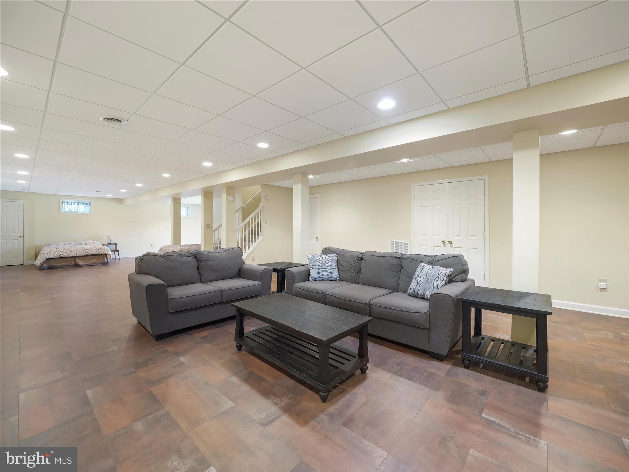 6527 MORNINGSIDE COURT